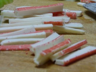 Surimi pomazánka: Neutrácejte za drahé produkty v obchodě, udělejte si ji doma