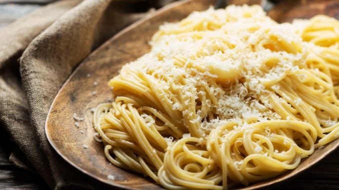 Těstoviny cacio e pepe ricotta podle Pasta Queen: Snadný recept zvládne připravit i začátečník
