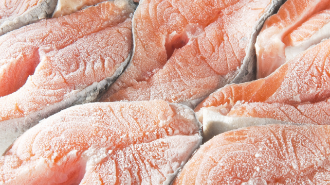 Jaro Slávik se vaření spíše vyhýbá. I tak si můžete připravit filety z tuňáka podle jeho receptu